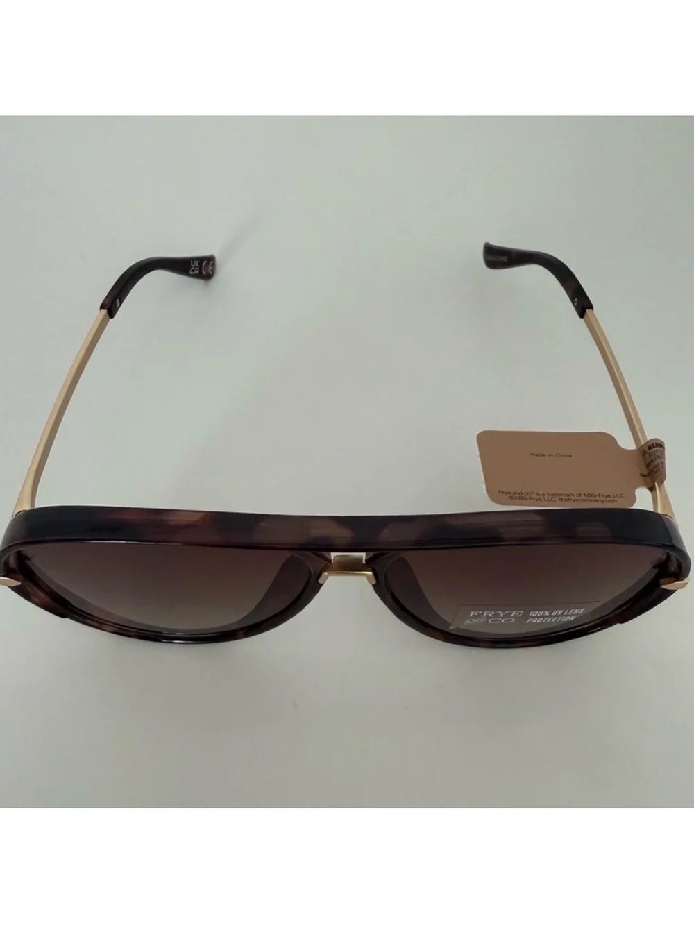NEW Frye and Co Retro Navigator Aviator Sunglasses